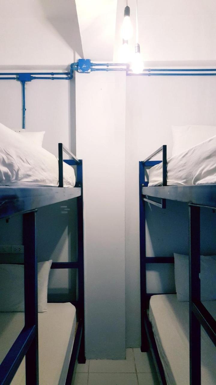 Safe And Sound Hostel Чиангмай Экстерьер фото