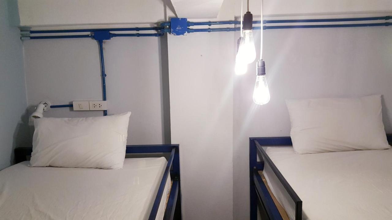 Safe And Sound Hostel Чиангмай Экстерьер фото